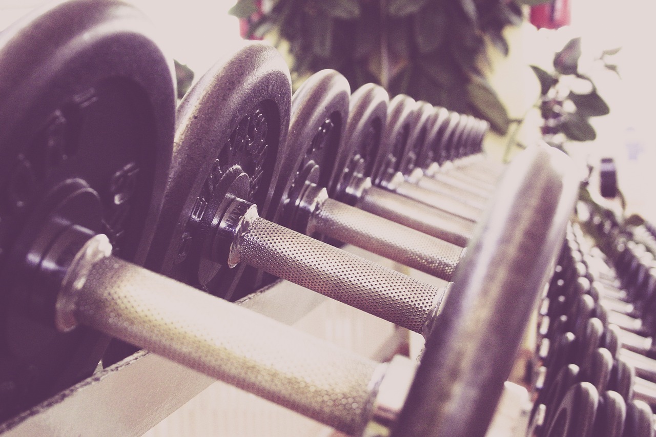 Jakie są najlepsze ćwiczenia na wzmocnienie mięśni brzucha dla mężczyzn?