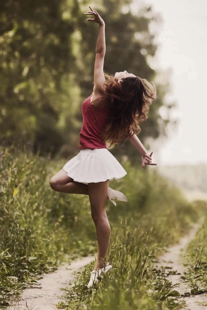 Jak szkoła tańca może pomóc w poprawie kondycji fizycznej i samopoczuciu
